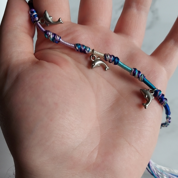 🌞 *3 For $10* NWOT Woven Dolphin Charm Bracelet/Anklet - Picture 2 of 4